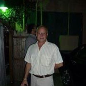 Meet your Posher, Kenneth